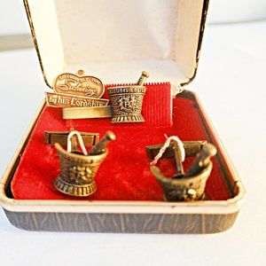 Pharmacist Cufflinks and Tie Bar